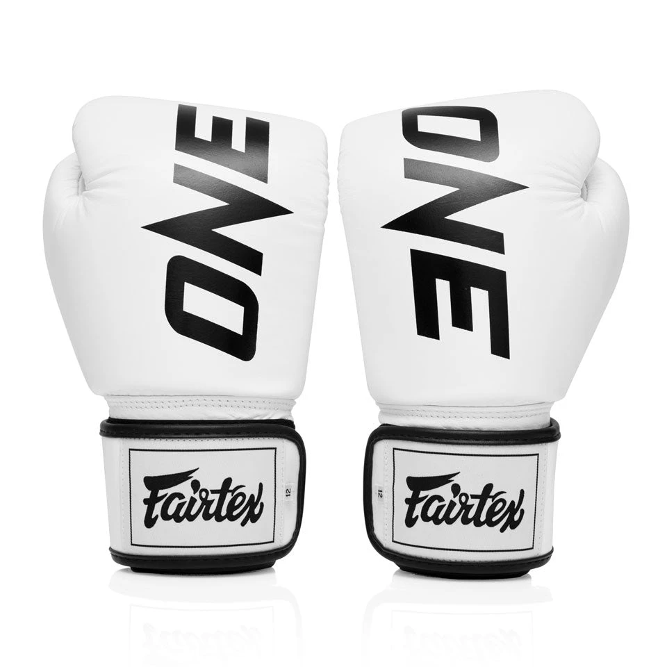 FAIRTEX BOXING GLOVES ONE CHAMPIONSHIP BGV1 - WHITE 2 FAIRTEX BOXING GLOVES ONE CHAMPIONSHIP BGV1 - WHITE - Image 2