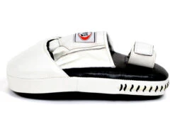 FAIRTEX FOCUS MITTS PRO ANGULAR FMV8 PUNCHING MITTS MUAY THAI - BLACK / WHITE -Fairtex FMV8 3