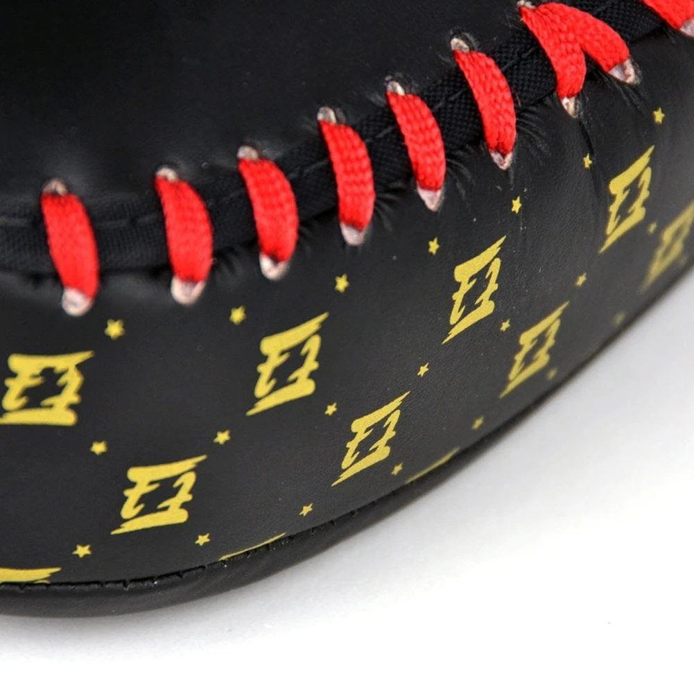 MUAY THAI PADS FAIRTEX SMALL CURVED LIGHT WEIGHT - KPLC6 BLACK/GOLD 2 MUAY THAI PADS FAIRTEX SMALL CURVED LIGHT WEIGHT - KPLC6 BLACK/GOLD - Image 2