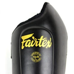 FAIRTEX SHIN GUARDS SP8 - BLACK -Fairtex fairtex sp8 black 4 1000x1000 1
