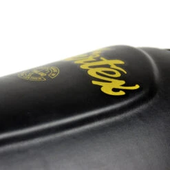 FAIRTEX SHIN GUARDS SP8 - BLACK -Fairtex fairtex sp8 black 7 1000x1000 1